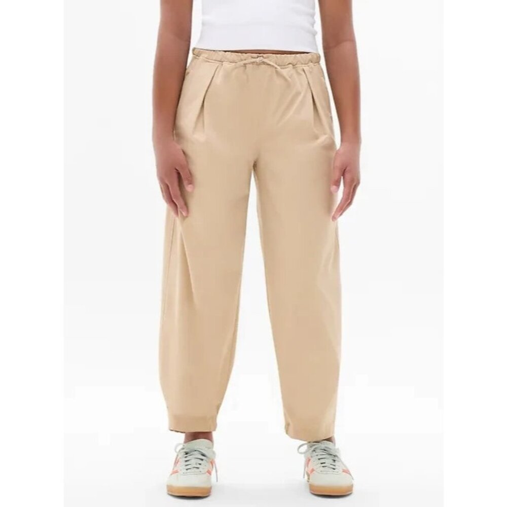 New Athleta Girl M/8-10 Pleated Woven Jogger Sahara Tan Size Medium 8-10